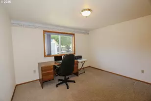 117 NW Romayo Ct, Winston, OR 97496 - Photo 29