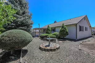 117 NW Romayo Ct, Winston, OR 97496 - Photo 41