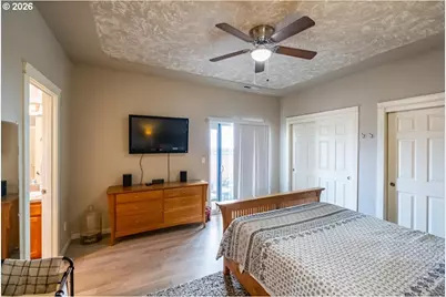 4331 Mackinaw Ave SE, Albany, OR 97322 - Photo 15