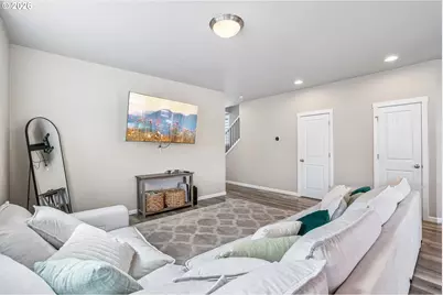 408 N 9th Ct, Cornelius, OR 97113 - Photo 7