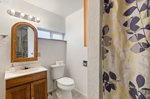 2414 Brockway Rd, Winston, OR 97496 - Photo 13