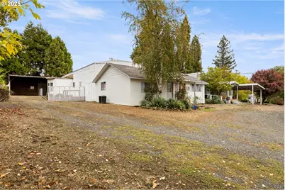 2414 Brockway Rd, Winston, OR 97496 - Photo 3