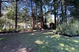 925 7th St, Brookings, OR 97415 - Photo 37