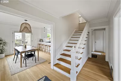 4033 NE Klickitat St, Portland, OR 97212 - Photo 9