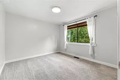 12199 SE Henderson Dr, Portland, OR 97266 - Photo 17