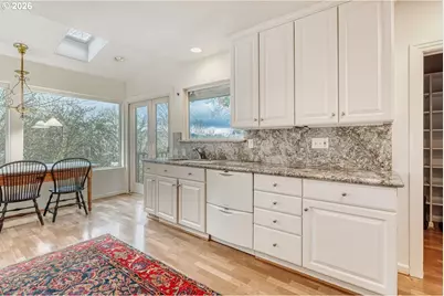 1335 SE Knight St, Portland, OR 97202 - Photo 11