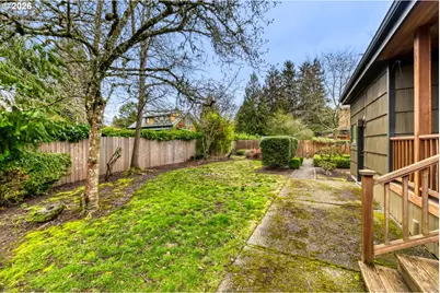 1335 SE Knight St, Portland, OR 97202 - Photo 25