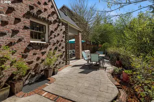 626 SW Comus Ct, Portland, OR 97219 - Photo 35