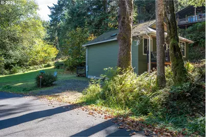 9904 Beach Dr, Clatskanie, OR 97016 - Photo 1