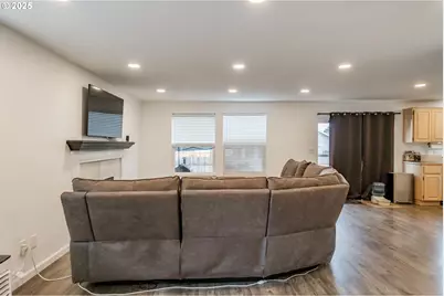 947 Meadowlark Pl, Molalla, OR 97038 - Photo 17