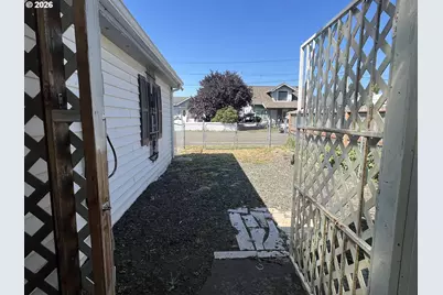 795 Laurel Ave, Reedsport, OR 97467 - Photo 27