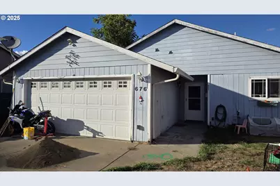 676 58th St, Springfield, OR 97478 - Photo 1