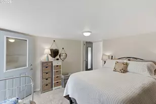 66642 E Bay Rd, North Bend, OR 97459 - Photo 27
