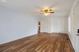 306 Pine St, Albany, OR 97321 - Photo 7