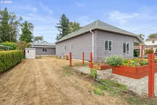 306 Pine St, Albany, OR 97321 - Photo 3