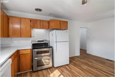 306 Pine St, Albany, OR 97321 - Photo 21