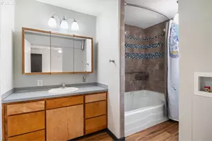 306 Pine St, Albany, OR 97321 - Photo 29