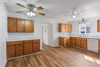 306 Pine St, Albany, OR 97321 - Photo 19