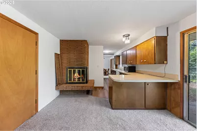 217 NE Chambers Ct, Newport, OR 97365 - Photo 9