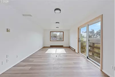 217 NE Chambers Ct, Newport, OR 97365 - Photo 31