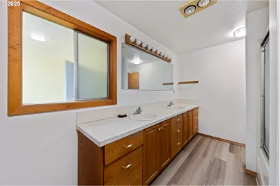 217 NE Chambers Ct, Newport, OR 97365 - Photo 23