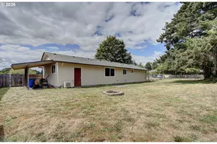 625 E Elm Ave, La Center, WA 98629 - Photo 17