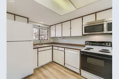 11268 SW Chantilly, Wilsonville, OR 97070 - Photo 9