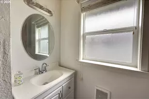 308 1st St, Garibaldi, OR 97118 - Photo 35