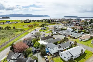 308 1st St, Garibaldi, OR 97118 - Photo 41
