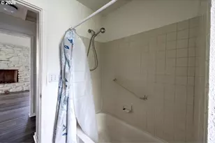 308 1st St, Garibaldi, OR 97118 - Photo 21