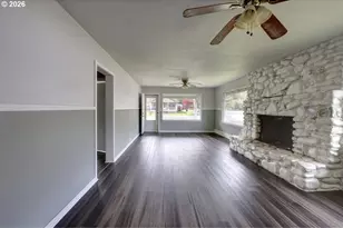 308 1st St, Garibaldi, OR 97118 - Photo 9