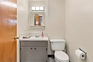 14117 SE Lee Ave, Milwaukie, OR 97267 - Photo 19