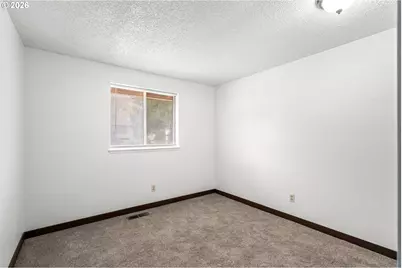 756 NW 1st Ave, Milton-Freewater, OR 97862 - Photo 17