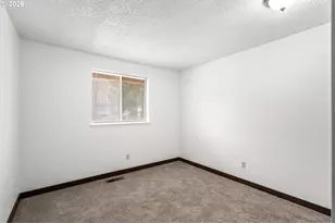 756 NW 1st Ave, Milton-Freewater, OR 97862 - Photo 17