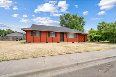 756 NW 1st Ave, Milton-Freewater, OR 97862 - Photo 3