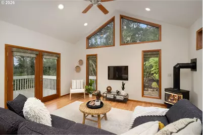 26 Aquinas St, Lake Oswego, OR 97035 - Photo 23