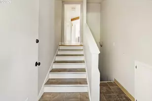 6305 N Delaware Ave, Portland, OR 97217 - Photo 21