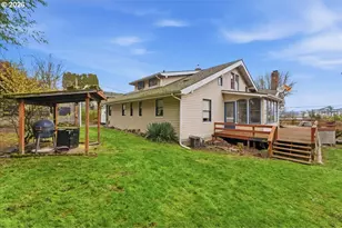 706 W B St, Rainier, OR 97048 - Photo 31
