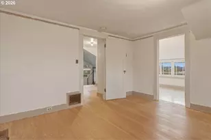 706 W B St, Rainier, OR 97048 - Photo 17