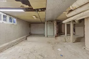 706 W B St, Rainier, OR 97048 - Photo 25