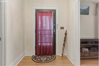 706 W B St., Rainier, OR 97048 - Photo 3