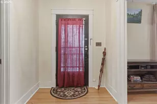 706 W B St, Rainier, OR 97048 - Photo 3