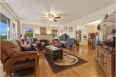 706 W B St., Rainier, OR 97048 - Photo 5