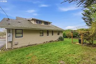 706 W B St, Rainier, OR 97048 - Photo 31