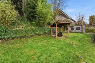 706 W B St, Rainier, OR 97048 - Photo 33