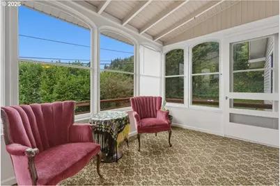 706 W B St., Rainier, OR 97048 - Photo 9
