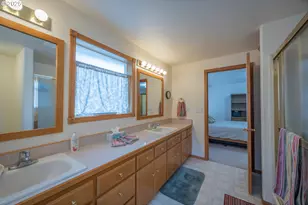 2184 13th St, Florence, OR 97439 - Photo 25