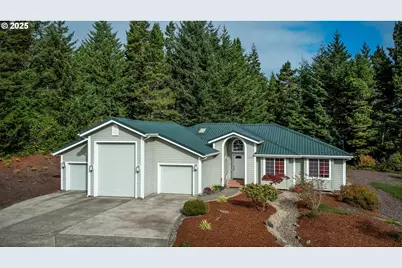 2184 13th St, Florence, OR 97439 - Photo 3