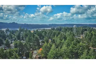 2184 13th St, Florence, OR 97439 - Photo 43