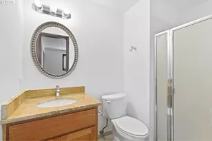 2870 SE Walnut St, Hillsboro, OR 97123 - Photo 17